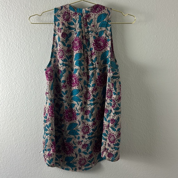 Let It Be Floral Sheer Tank Blouse - Picture 6 of 8